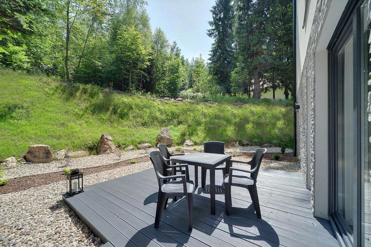 Apartamenty Sun Seasons 24 - Rezydencja Przy Strumyku Karpacz Exteriör bild