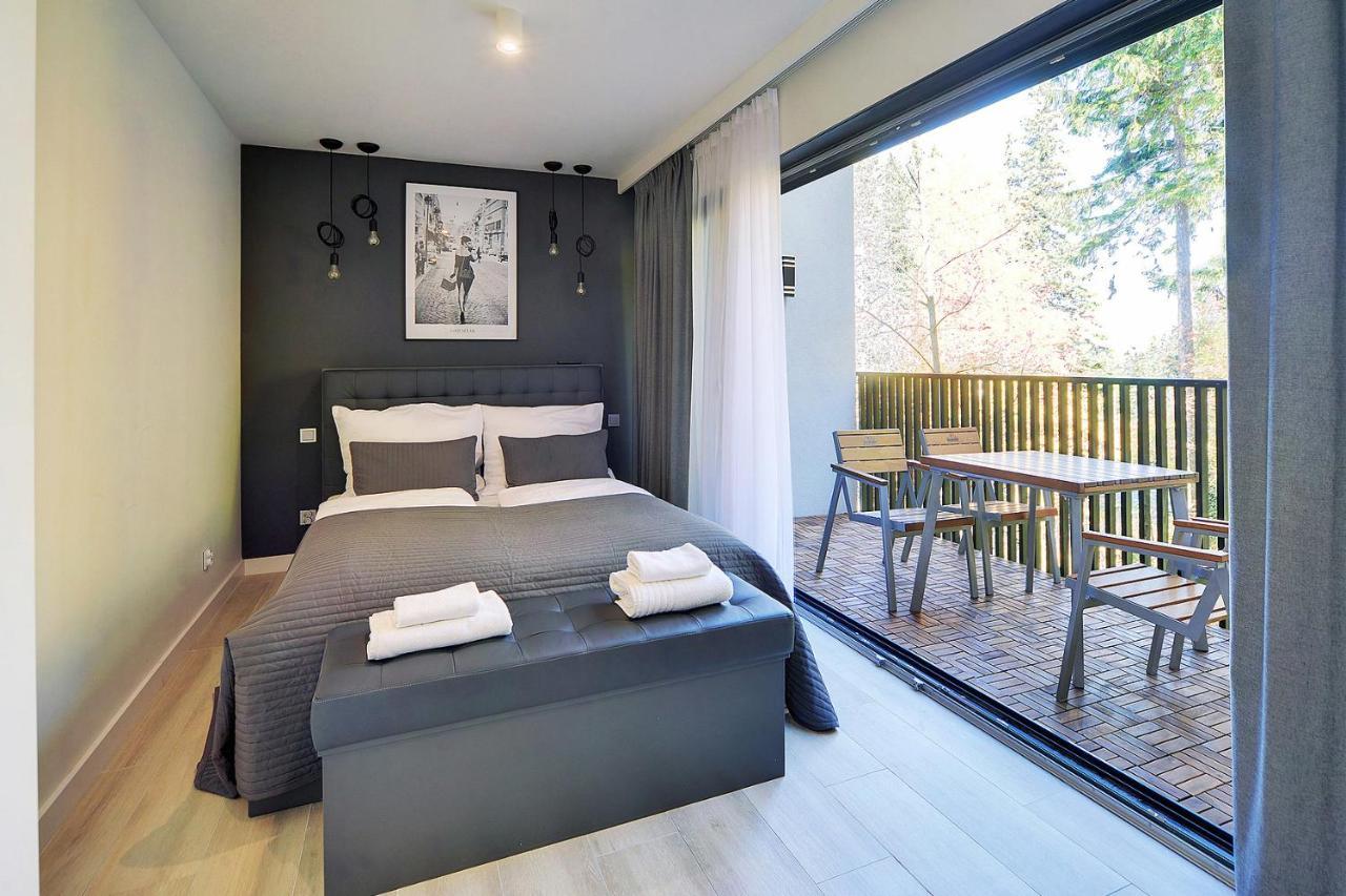 Apartamenty Sun Seasons 24 - Rezydencja Przy Strumyku Karpacz Exteriör bild
